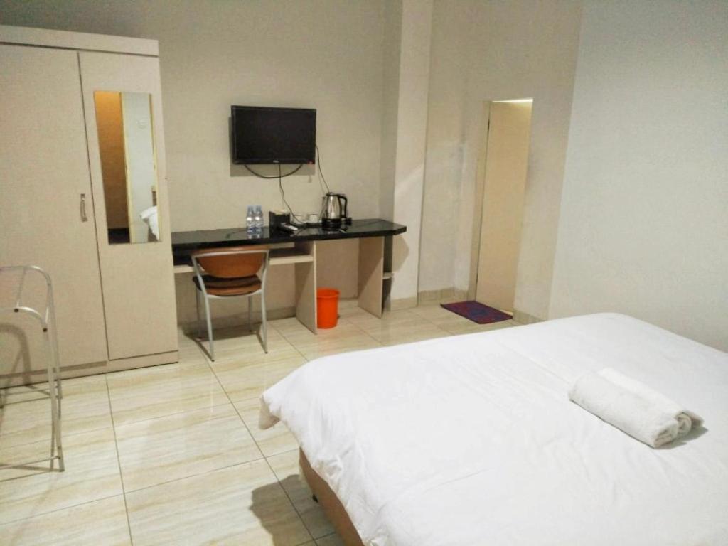 Permata Inn Medan Exterior foto