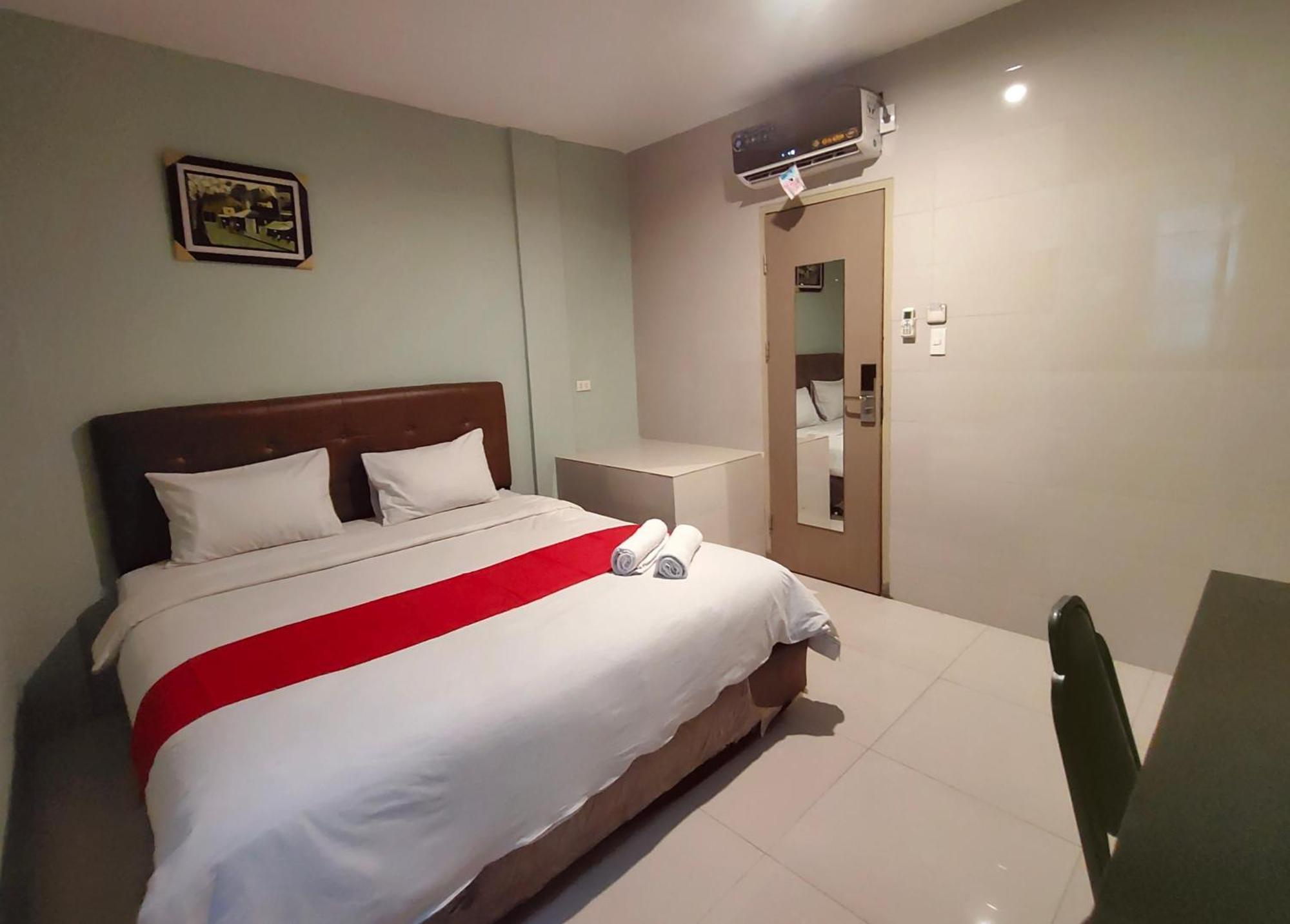 Permata Inn Medan Exterior foto