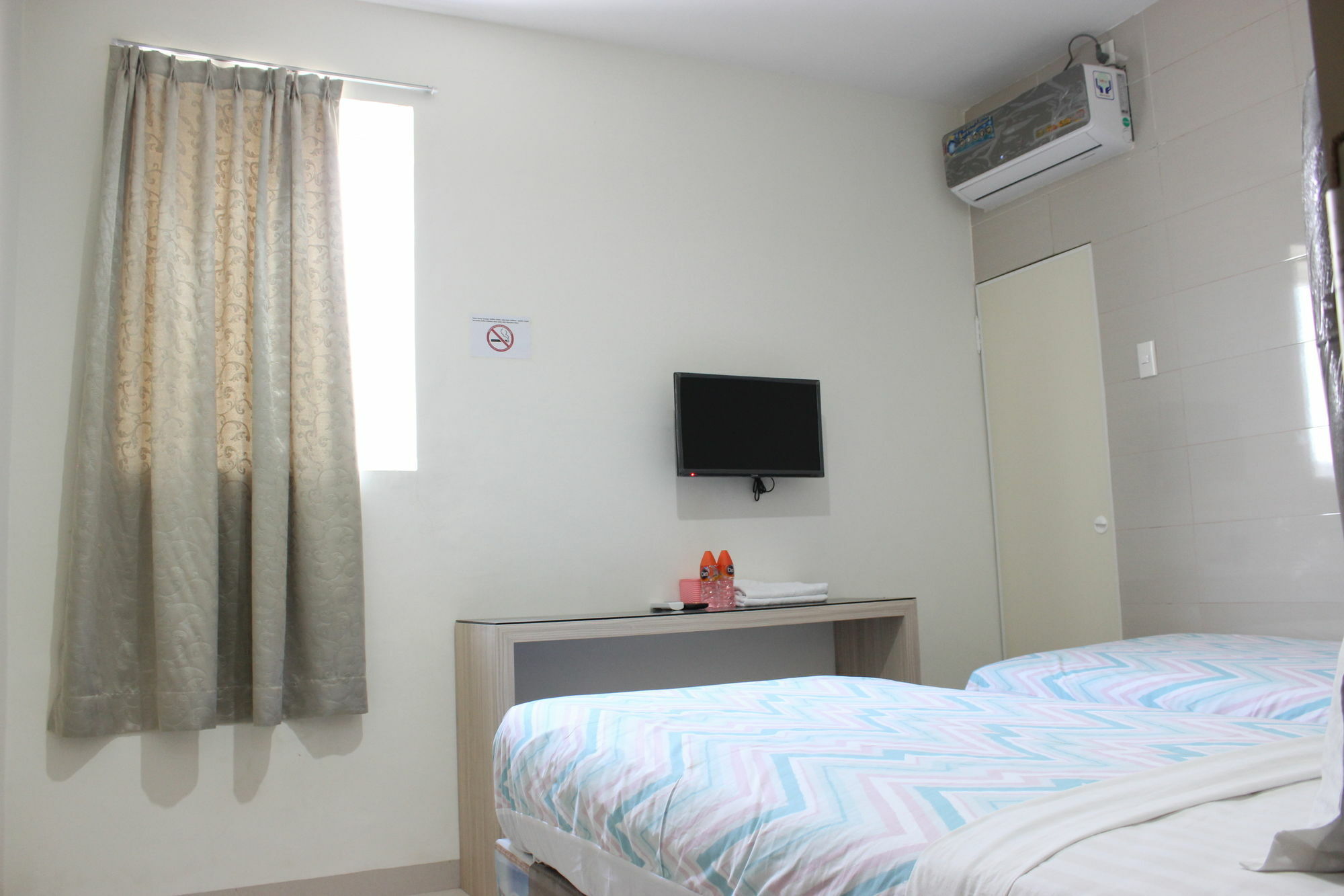 Permata Inn Medan Exterior foto